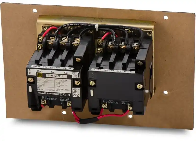 Final Sale Schneider Electric 8702SBO4V02S Contactor