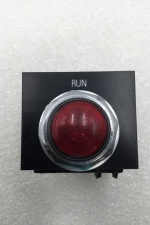 Fresh Stock GE CR104PXG22 Oil Tight Indicator Light 120V 3W w/Red Lense & Run Face Plate