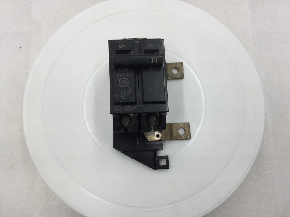 Professional Grade GE General Electric THHQL2100 2 Pole 100 Amp 240V 22KA Circuit Breaker With Mounting Feet