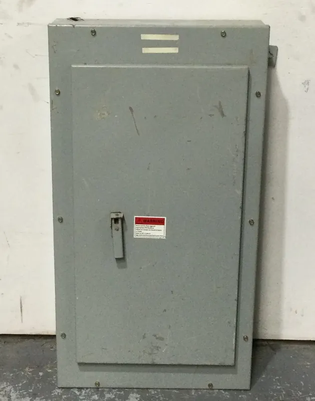 Sale General Electric AEF3301KBX-AXB7 Main Breaker 225A max 208Y/120V Distribution Panel 42 Cir 3Phase 4 Wire 20" X 38"