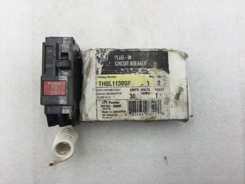 Budget General Electric THQL1130GF 30 Amp 1 Pole 120/240V Circuit Breaker