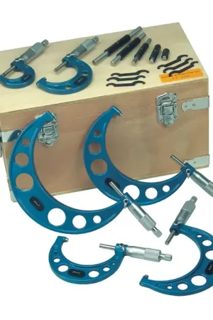 Clearance PHASE II 107-032 0 - 6" Range, .0001" Graduation, 6 Piece Outside Micrometer Set